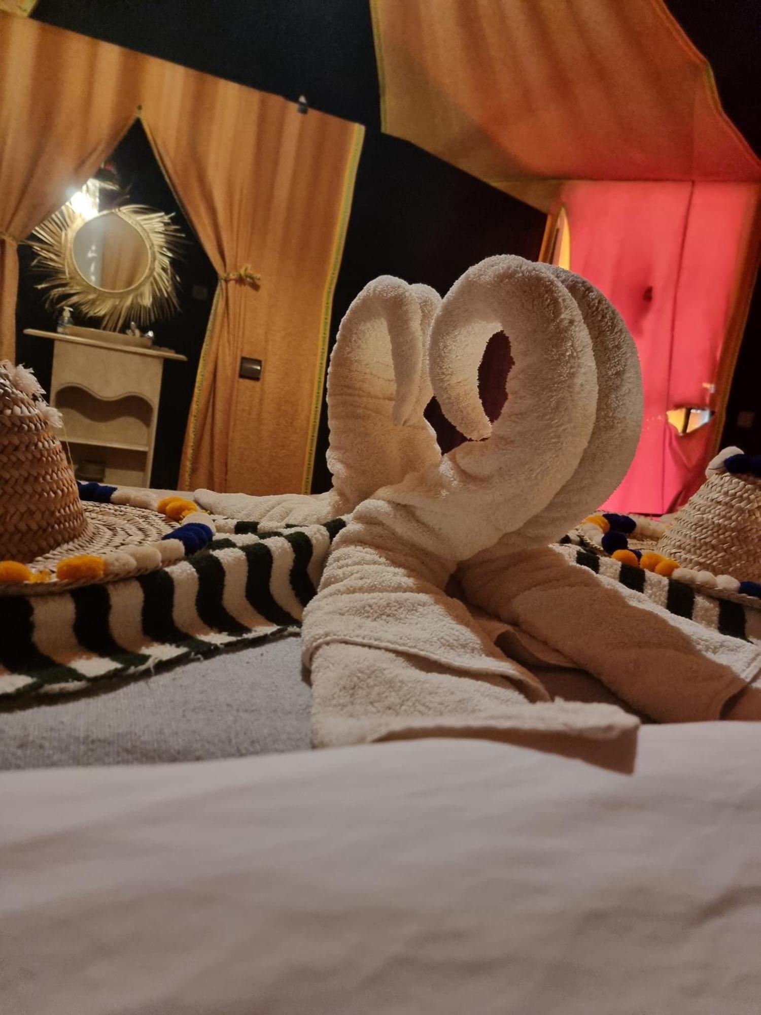 Horaz Merzouga Camp メルズーガ エクステリア 写真